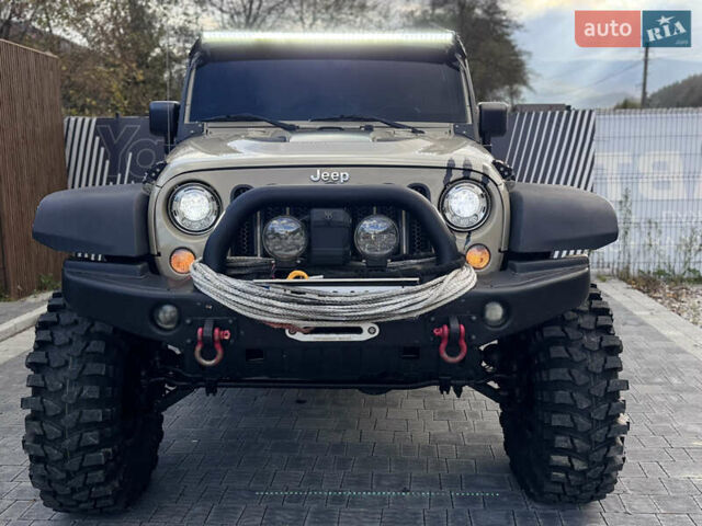 Бежевый Джип Вранглер, объемом двигателя 3.6 л и пробегом 4 тыс. км за 67500 $, фото 1 на Automoto.ua