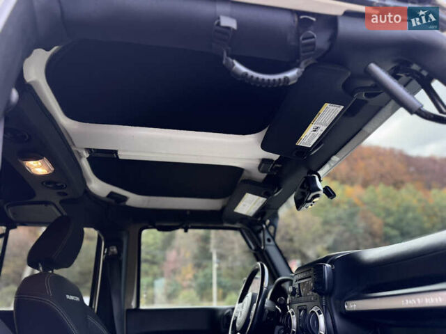 Бежевый Джип Вранглер, объемом двигателя 3.6 л и пробегом 4 тыс. км за 67500 $, фото 35 на Automoto.ua