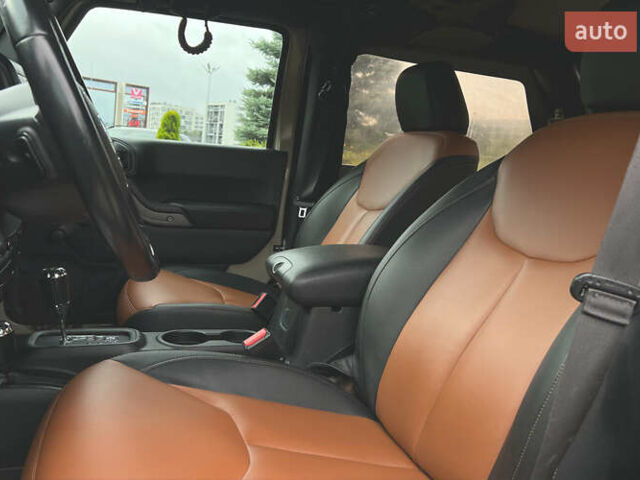 Бежевий Джип Wrangler, об'ємом двигуна 3.6 л та пробігом 105 тис. км за 19500 $, фото 9 на Automoto.ua