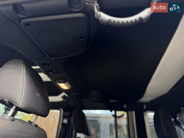 Бежевый Джип Вранглер, объемом двигателя 3.6 л и пробегом 4 тыс. км за 67500 $, фото 27 на Automoto.ua