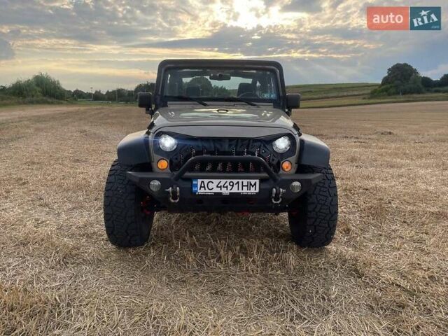 Бежевий Джип Wrangler, об'ємом двигуна 3.6 л та пробігом 104 тис. км за 16300 $, фото 10 на Automoto.ua