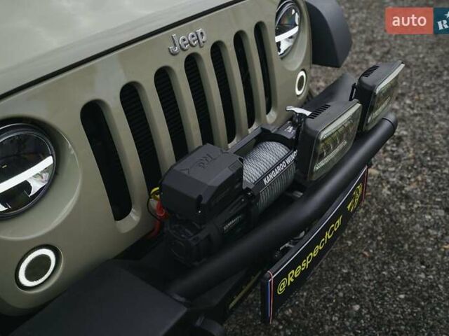 Бежевый Джип Вранглер, объемом двигателя 3.6 л и пробегом 65 тыс. км за 24700 $, фото 12 на Automoto.ua