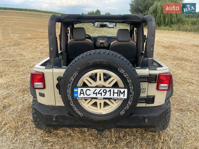 Бежевий Джип Wrangler, об'ємом двигуна 3.6 л та пробігом 104 тис. км за 16300 $, фото 12 на Automoto.ua