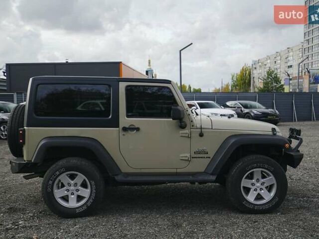 Бежевый Джип Вранглер, объемом двигателя 3.6 л и пробегом 65 тыс. км за 24700 $, фото 3 на Automoto.ua