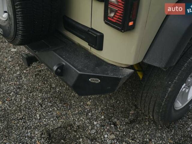 Бежевый Джип Вранглер, объемом двигателя 3.6 л и пробегом 65 тыс. км за 24700 $, фото 4 на Automoto.ua