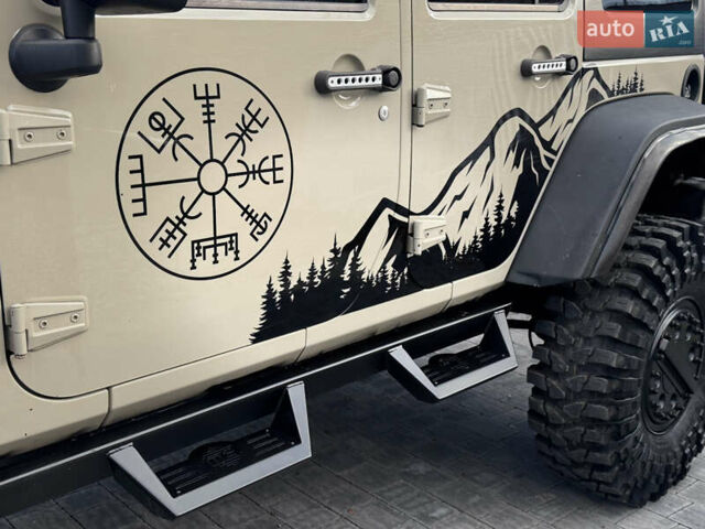 Бежевый Джип Вранглер, объемом двигателя 3.6 л и пробегом 4 тыс. км за 67500 $, фото 14 на Automoto.ua
