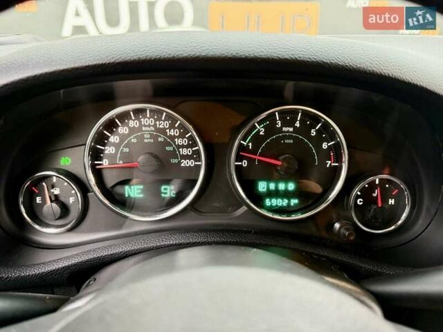 Бежевый Джип Вранглер, объемом двигателя 3.6 л и пробегом 169 тыс. км за 24000 $, фото 14 на Automoto.ua