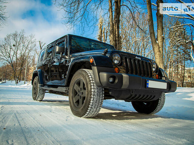 Чорний Джип Wrangler, об'ємом двигуна 3.8 л та пробігом 257 тис. км за 18900 $, фото 10 на Automoto.ua