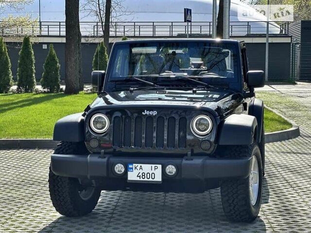 Чорний Джип Wrangler, об'ємом двигуна 3.6 л та пробігом 205 тис. км за 16700 $, фото 2 на Automoto.ua