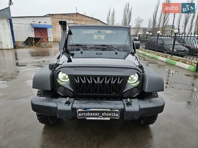 Чорний Джип Wrangler, об'ємом двигуна 3.6 л та пробігом 210 тис. км за 17800 $, фото 1 на Automoto.ua