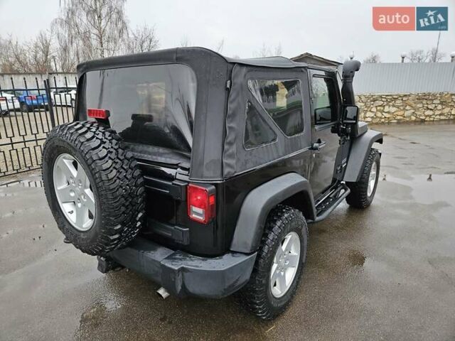 Чорний Джип Wrangler, об'ємом двигуна 3.6 л та пробігом 210 тис. км за 17800 $, фото 3 на Automoto.ua