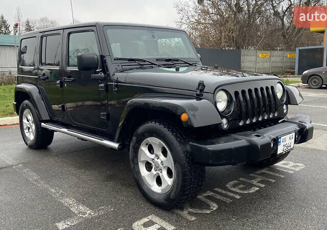 Черный Джип Вранглер, объемом двигателя 3.6 л и пробегом 178 тыс. км за 21000 $, фото 1 на Automoto.ua