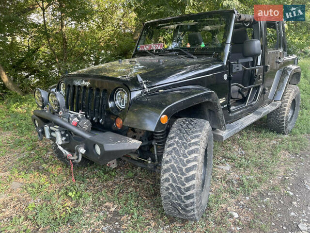 Черный Джип Вранглер, объемом двигателя 3.6 л и пробегом 226 тыс. км за 32000 $, фото 7 на Automoto.ua