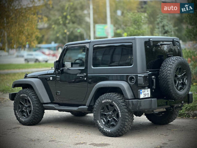 Джип Вранглер 2015 в Киеве на Automoto.ua Черный Джип Вранглер, объемом двигателя 3.6 л и пробегом 46 тыс. км за 21900 $, фото 23 на Automoto.ua