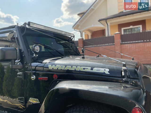 Черный Джип Вранглер, объемом двигателя 3.6 л и пробегом 168 тыс. км за 18900 $, фото 17 на Automoto.ua