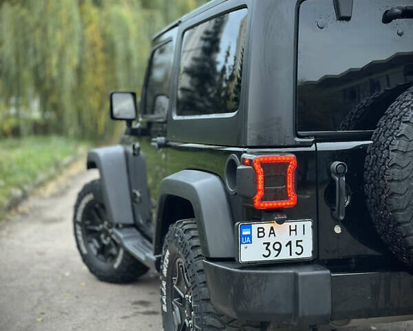 Джип Вранглер 2015 в Киеве на Automoto.ua Черный Джип Вранглер, объемом двигателя 3.6 л и пробегом 46 тыс. км за 21900 $, фото 13 на Automoto.ua