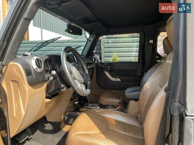 Черный Джип Вранглер, объемом двигателя 3.6 л и пробегом 168 тыс. км за 18900 $, фото 14 на Automoto.ua