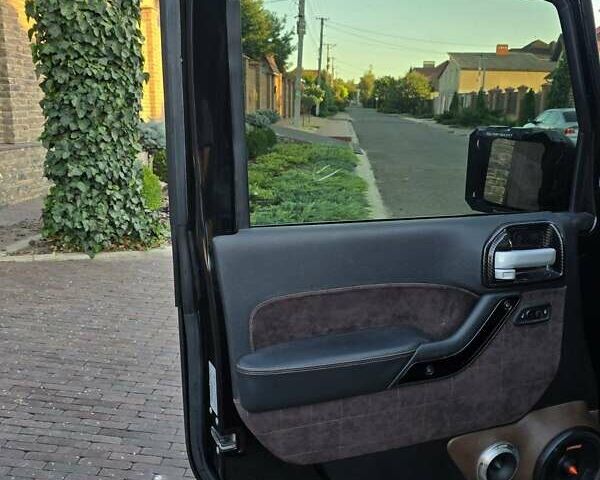 Джип Вранглер 2015 в Одессе на Automoto.ua Черный Джип Вранглер, объемом двигателя 3.6 л и пробегом 62 тыс. км за 38888 $, фото 49 на Automoto.ua