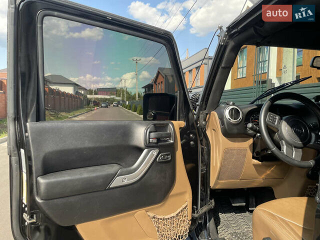 Черный Джип Вранглер, объемом двигателя 3.6 л и пробегом 168 тыс. км за 18900 $, фото 15 на Automoto.ua