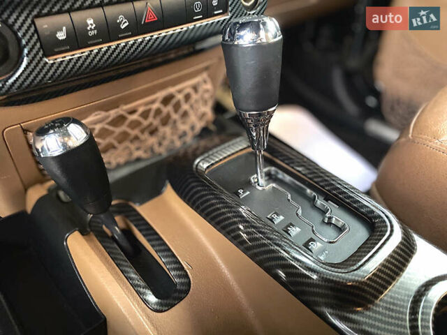 Черный Джип Вранглер, объемом двигателя 3.6 л и пробегом 168 тыс. км за 18900 $, фото 32 на Automoto.ua