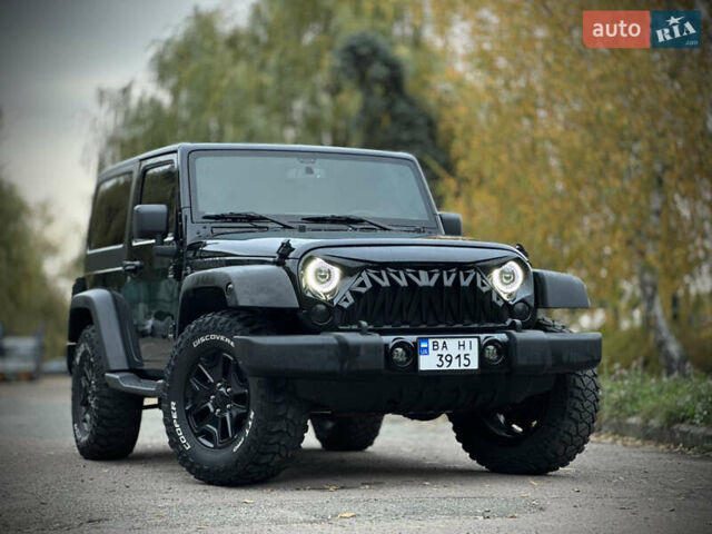 Джип Вранглер 2015 в Киеве на Automoto.ua Черный Джип Вранглер, объемом двигателя 3.6 л и пробегом 46 тыс. км за 21900 $, фото 5 на Automoto.ua