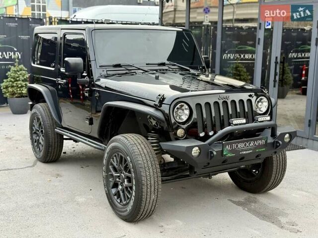 Черный Джип Вранглер, объемом двигателя 3.6 л и пробегом 152 тыс. км за 21900 $, фото 2 на Automoto.ua