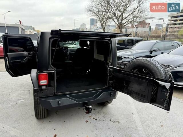 Черный Джип Вранглер, объемом двигателя 3.6 л и пробегом 152 тыс. км за 21900 $, фото 42 на Automoto.ua