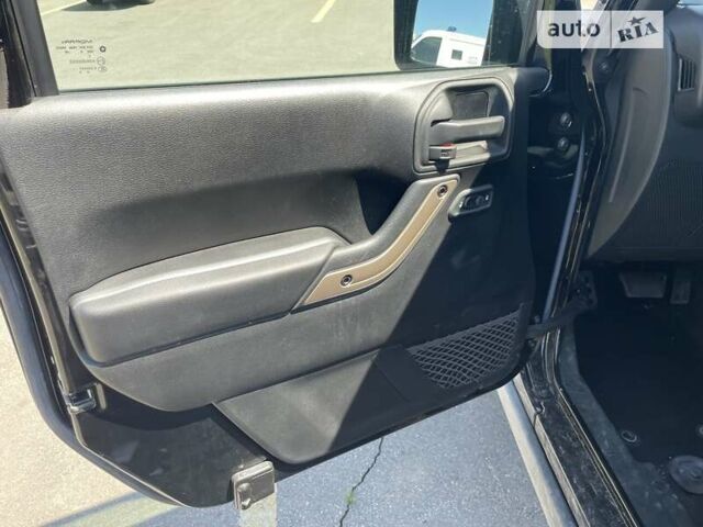 Чорний Джип Wrangler, об'ємом двигуна 2.8 л та пробігом 70 тис. км за 23000 $, фото 14 на Automoto.ua