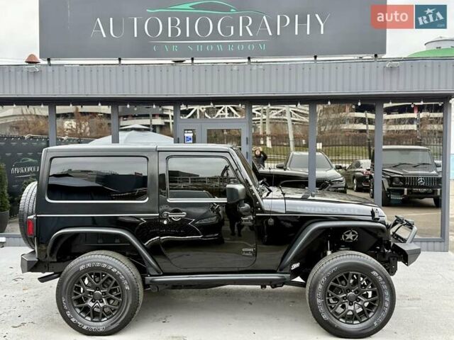 Черный Джип Вранглер, объемом двигателя 3.6 л и пробегом 152 тыс. км за 21900 $, фото 5 на Automoto.ua