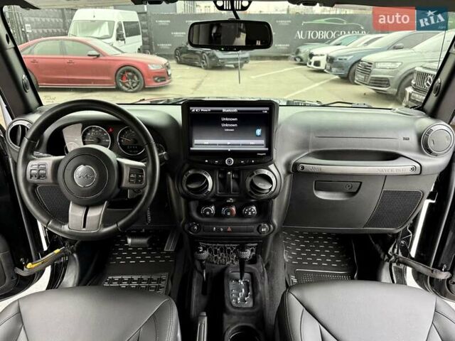 Черный Джип Вранглер, объемом двигателя 3.6 л и пробегом 152 тыс. км за 21900 $, фото 41 на Automoto.ua