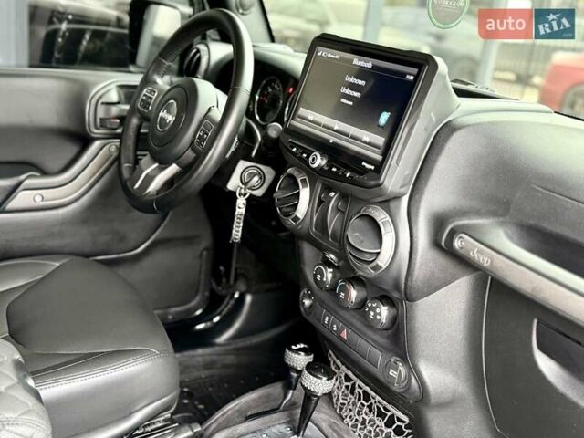 Черный Джип Вранглер, объемом двигателя 3.6 л и пробегом 152 тыс. км за 21900 $, фото 47 на Automoto.ua