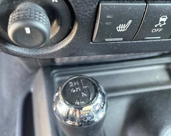 Чорний Джип Wrangler, об'ємом двигуна 2.8 л та пробігом 70 тис. км за 23000 $, фото 18 на Automoto.ua