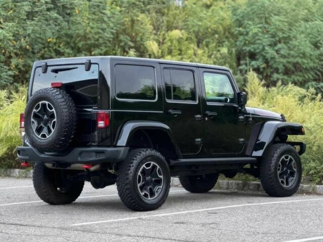 Чорний Джип Wrangler, об'ємом двигуна 3.6 л та пробігом 76 тис. км за 14500 $, фото 6 на Automoto.ua