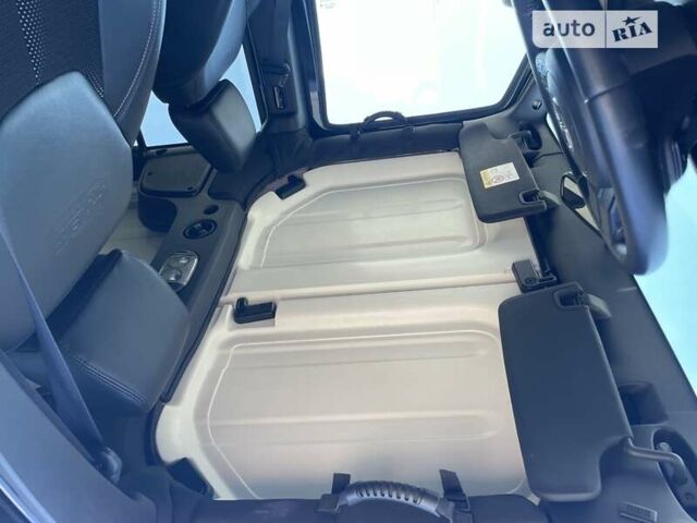 Чорний Джип Wrangler, об'ємом двигуна 2.8 л та пробігом 70 тис. км за 23000 $, фото 21 на Automoto.ua