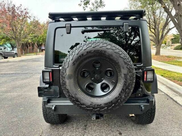 Джип Вранглер 2018 в Львове на Automoto.ua Черный Джип Вранглер, объемом двигателя 3.6 л и пробегом 40 тыс. км за 12000 $, фото 3 на Automoto.ua