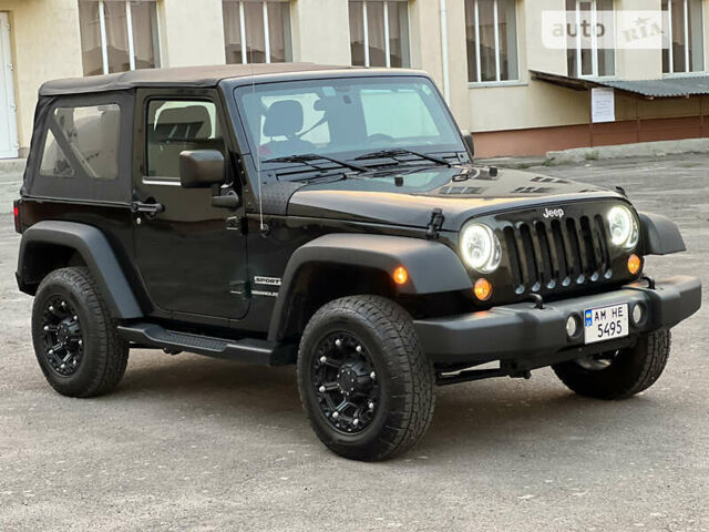 Чорний Джип Wrangler, об'ємом двигуна 3.61 л та пробігом 68 тис. км за 22950 $, фото 9 на Automoto.ua