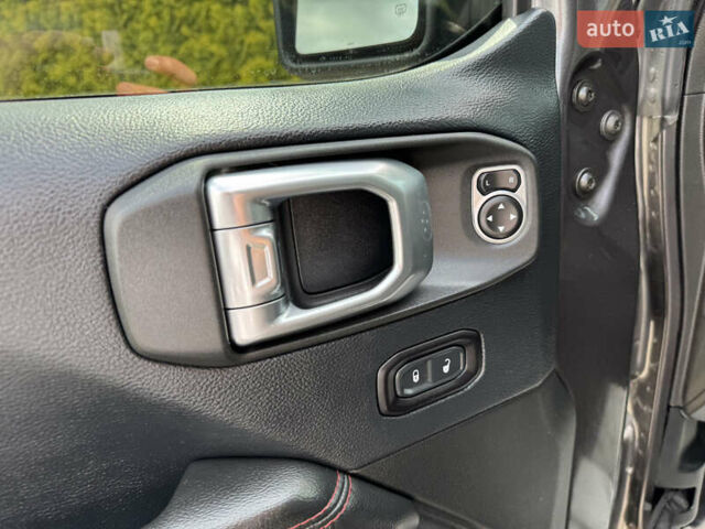 Джип Вранглер 2018 в Стрые на Automoto.ua Черный Джип Вранглер, объемом двигателя 3.6 л и пробегом 96 тыс. км за 37000 $, фото 62 на Automoto.ua