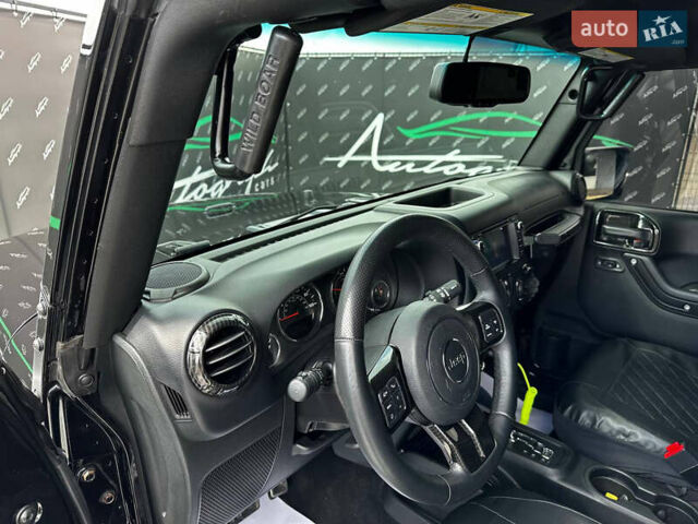 Черный Джип Вранглер, объемом двигателя 3.6 л и пробегом 54 тыс. км за 35500 $, фото 14 на Automoto.ua