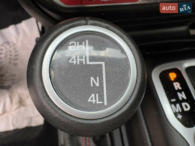 Джип Вранглер 2018 в Стрые на Automoto.ua Черный Джип Вранглер, объемом двигателя 3.6 л и пробегом 96 тыс. км за 37000 $, фото 74 на Automoto.ua