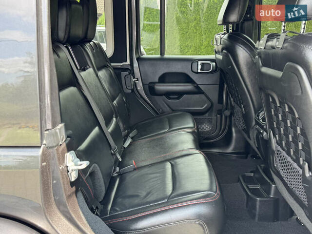 Джип Вранглер 2018 в Стрые на Automoto.ua Черный Джип Вранглер, объемом двигателя 3.6 л и пробегом 96 тыс. км за 37000 $, фото 50 на Automoto.ua