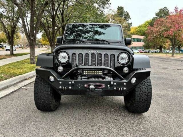 Джип Вранглер 2018 в Львове на Automoto.ua Черный Джип Вранглер, объемом двигателя 3.6 л и пробегом 40 тыс. км за 12000 $, фото 7 на Automoto.ua