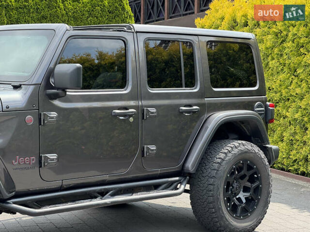 Джип Вранглер 2018 в Стрые на Automoto.ua Черный Джип Вранглер, объемом двигателя 3.6 л и пробегом 96 тыс. км за 37000 $, фото 9 на Automoto.ua
