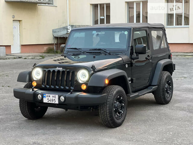 Чорний Джип Wrangler, об'ємом двигуна 3.61 л та пробігом 68 тис. км за 22950 $, фото 7 на Automoto.ua