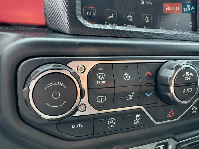 Джип Вранглер 2018 в Стрые на Automoto.ua Черный Джип Вранглер, объемом двигателя 3.6 л и пробегом 96 тыс. км за 37000 $, фото 72 на Automoto.ua