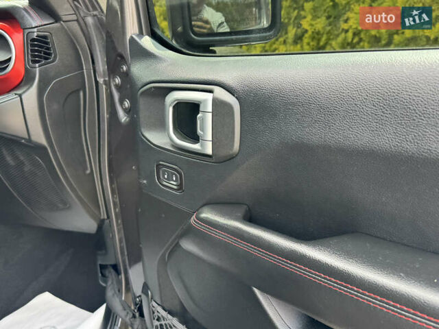 Джип Вранглер 2018 в Стрые на Automoto.ua Черный Джип Вранглер, объемом двигателя 3.6 л и пробегом 96 тыс. км за 37000 $, фото 45 на Automoto.ua