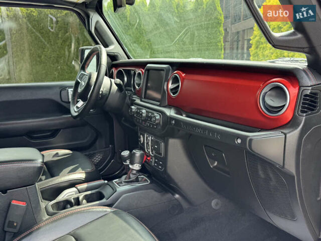 Джип Вранглер 2018 в Стрые на Automoto.ua Черный Джип Вранглер, объемом двигателя 3.6 л и пробегом 96 тыс. км за 37000 $, фото 43 на Automoto.ua