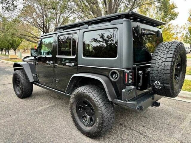 Джип Вранглер 2018 в Львове на Automoto.ua Черный Джип Вранглер, объемом двигателя 3.6 л и пробегом 40 тыс. км за 12000 $, фото 2 на Automoto.ua