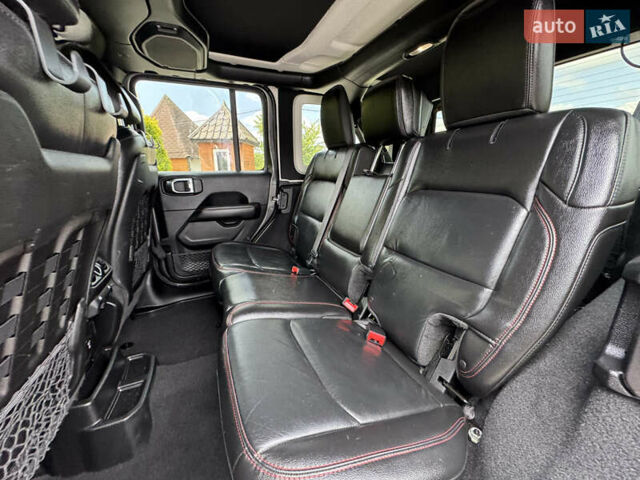 Джип Вранглер 2018 в Стрые на Automoto.ua Черный Джип Вранглер, объемом двигателя 3.6 л и пробегом 96 тыс. км за 37000 $, фото 59 на Automoto.ua