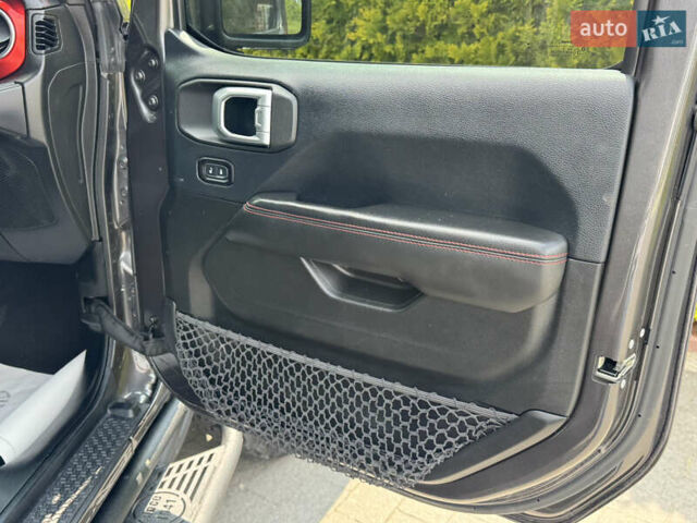 Джип Вранглер 2018 в Стрые на Automoto.ua Черный Джип Вранглер, объемом двигателя 3.6 л и пробегом 96 тыс. км за 37000 $, фото 44 на Automoto.ua