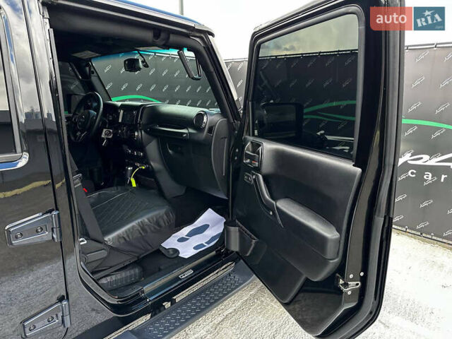 Черный Джип Вранглер, объемом двигателя 3.6 л и пробегом 54 тыс. км за 35500 $, фото 35 на Automoto.ua